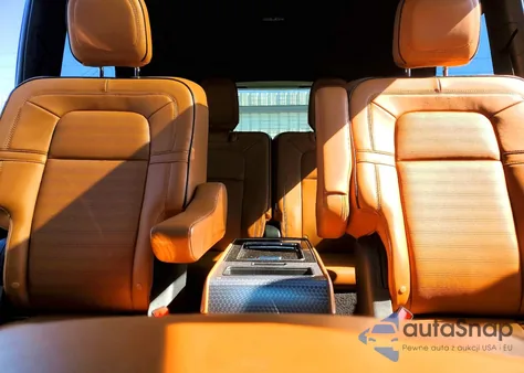 2022 Lincoln Aviator Black Label из США, поврежденный, VIN 5LM5J9XC7NGL05168